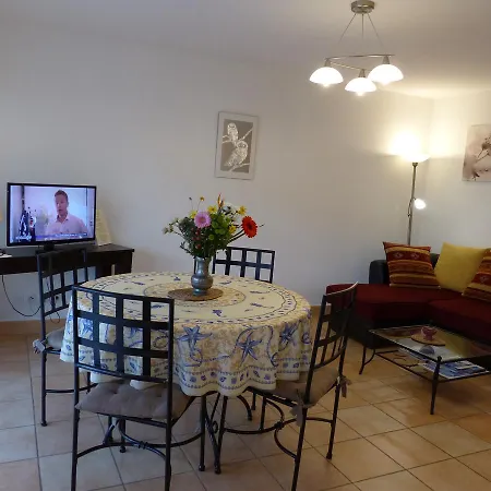 Apartment La Fregate